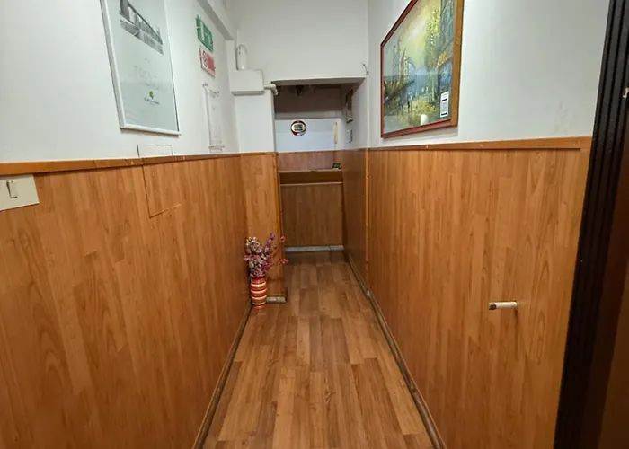 Host Hostel *