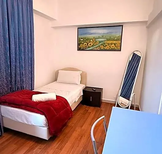 Host Hostel *